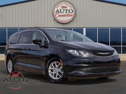 Used 2021 Chrysler Voyager Lxi