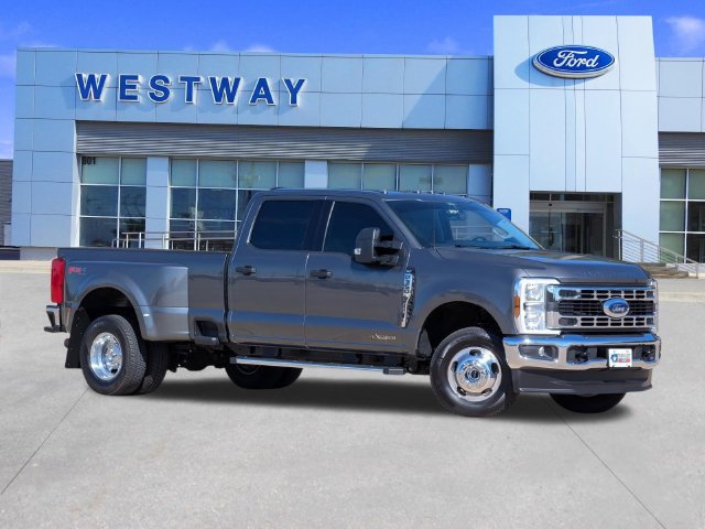 Used 2026 Ford F350 4x4 Crew Cab DRW Super Duty image 1