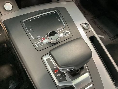 Used 2019 Audi Q5 Prestige AWD/4WD image 18