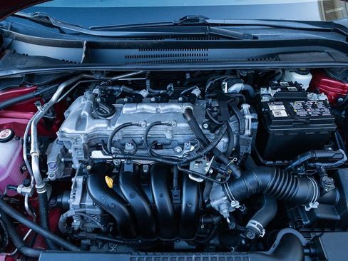 Used 2020 Toyota Corolla LE FWD image 8
