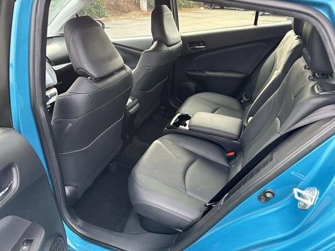 Used 2017 Toyota Prius Prime Advanced image 16