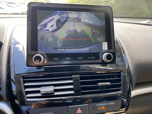New 2026 Mitsubishi Eclipse Cross LE AWD/4WD image 9