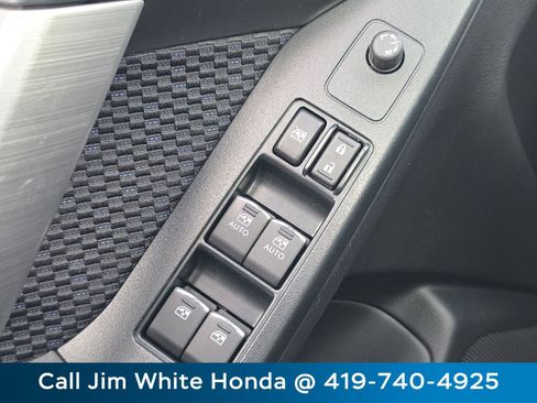 Used 2018 Subaru Forester 2.5i Premium image 27