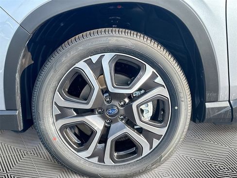 New 2025 Subaru Ascent Touring w/ Popular Package #2 image 32