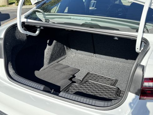 Used 2025 Volkswagen Jetta S image 35