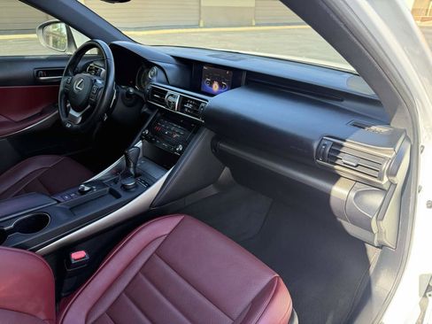 Used 2018 Lexus IS 300 F Sport RWD image 19