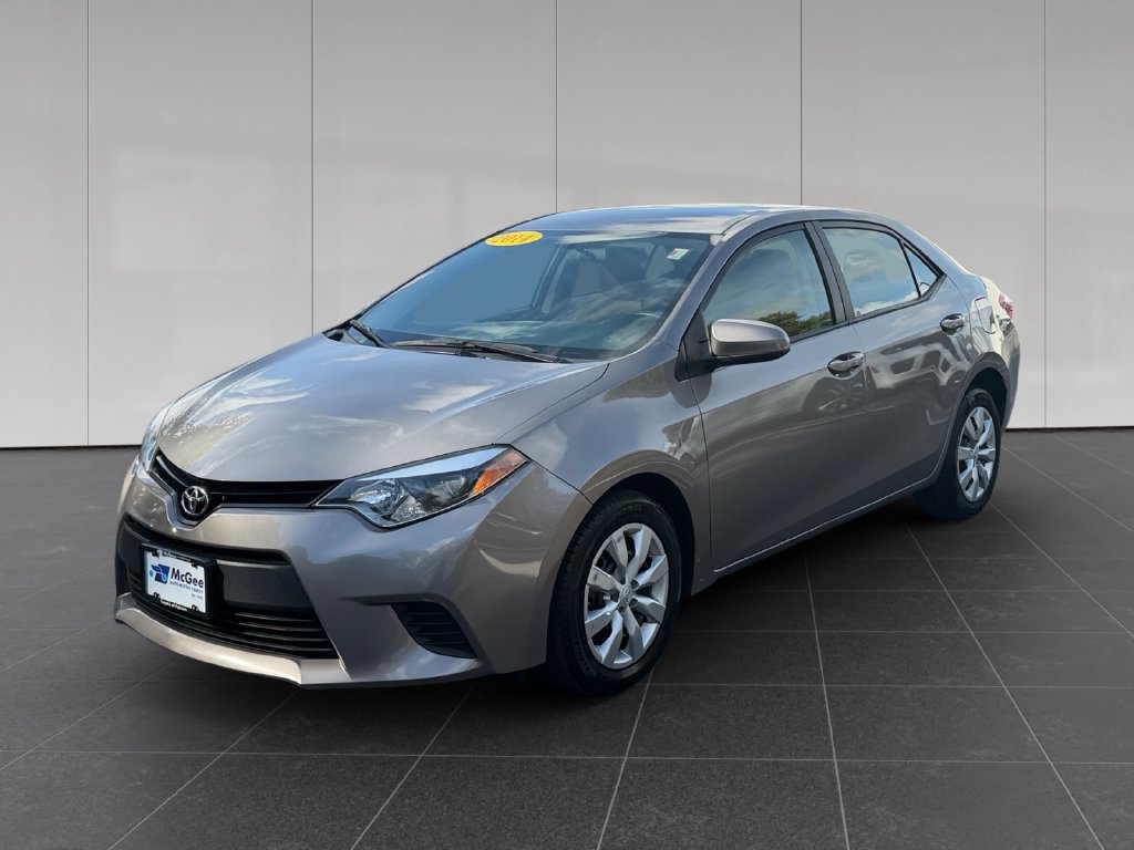 Used 2014 Toyota Corolla LE FWD image 1