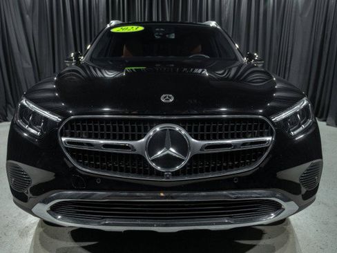 Certified 2023 Mercedes-Benz GLC 300 image 2