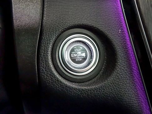 Used 2022 Mercedes-Benz GLC 43 AMG 4MATIC image 19