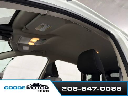 Used 2023 Nissan Rogue SV AWD/4WD image 18