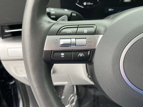 Certified 2025 Hyundai Kona Limited image 21