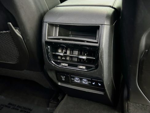 Used 2022 Jeep Grand Cherokee Limited 4xe AWD/4WD image 16