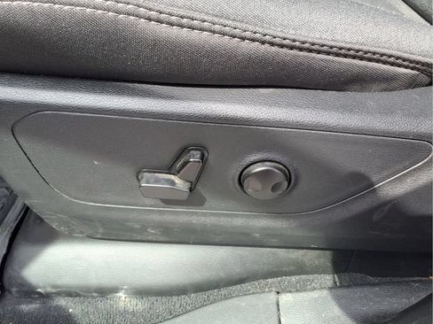 Used 2025 RAM 1500 Big Horn AWD/4WD image 21