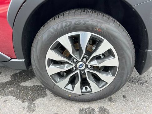 New 2025 Subaru Outback Limited AWD/4WD image 10