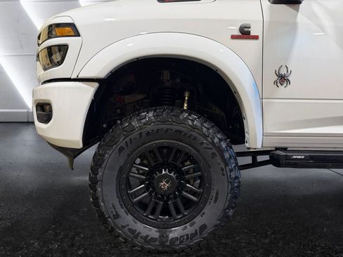 New 2025 RAM 2500 Big Horn AWD/4WD image 14