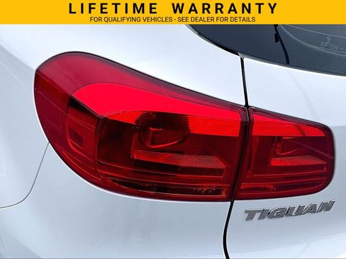 Used 2017 Volkswagen Tiguan S AWD/4WD image 32
