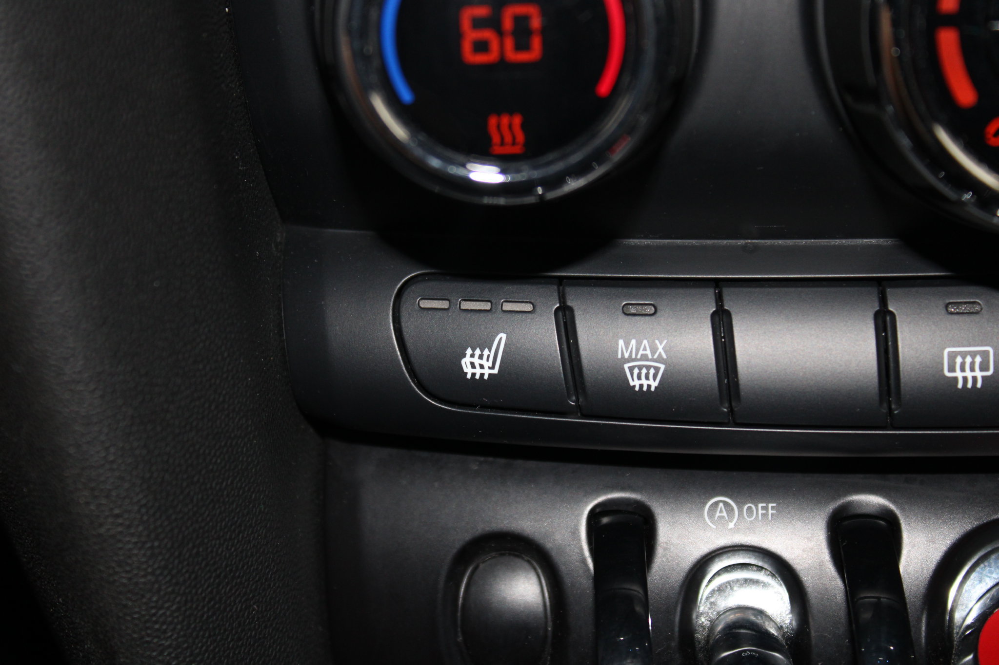 Used 2023 MINI Cooper 2-Door Hardtop FWD image 31