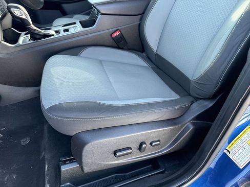 Used 2018 Ford Escape SE w/ SE Sync 3 Package image 11