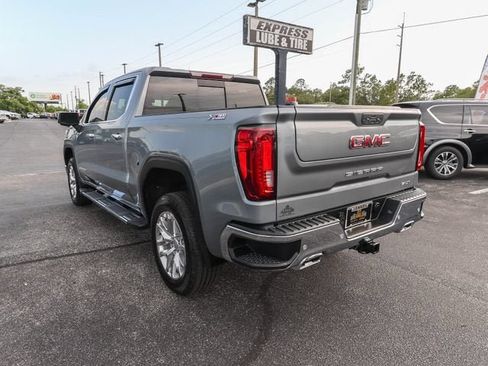 Used 2021 GMC Sierra 1500 SLT AWD/4WD image 7
