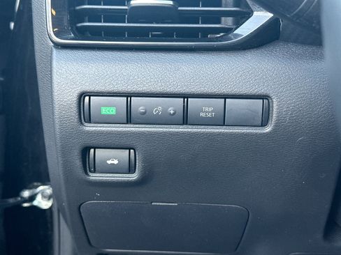 Certified 2024 Nissan Sentra SV w/ All-Weather Package image 31