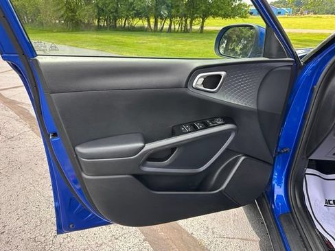 Used 2020 Kia Soul EX FWD image 14