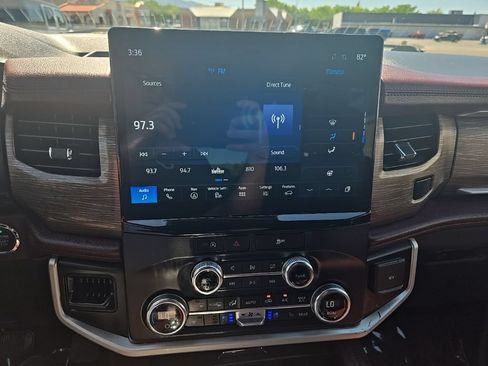 Used 2023 Ford Expedition Limited AWD/4WD image 21