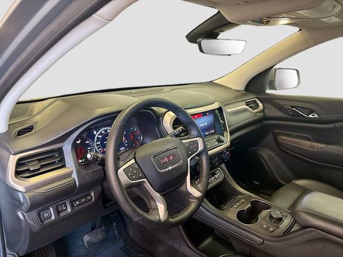 Used 2023 GMC Acadia Denali w/ Denali Ultimate Package AWD/4WD image 9