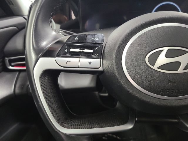 Used 2024 Hyundai Elantra Limited FWD image 26