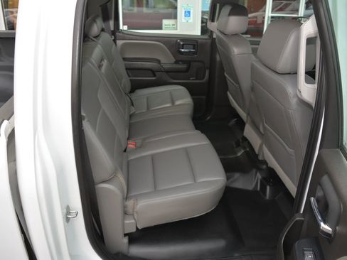 Used 2018 Chevrolet Silverado 1500 W/T w/ Trailering Package image 14