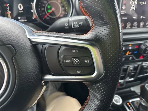 Used 2021 Jeep Gladiator Mojave image 19