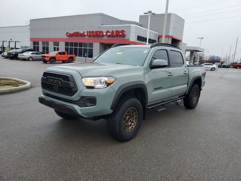 Used 2023 Toyota Tacoma 4x4 Double Cab w/ Trail Edition image 2