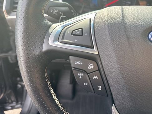 Used 2020 Ford Edge ST image 14