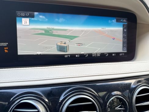 Used 2020 Mercedes-Benz S 560 Sedan image 20