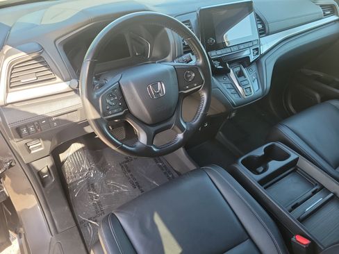 Used 2024 Honda Odyssey EX-L image 16