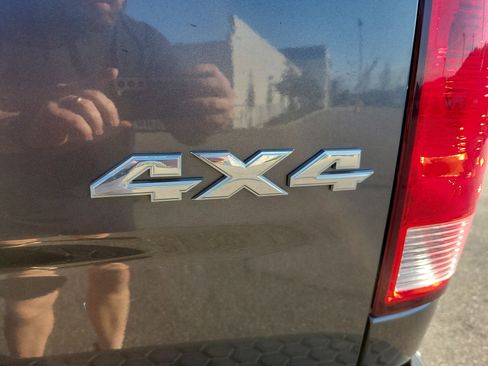 Used 2015 RAM 2500 Tradesman w/ Popular Equipment Group image 11