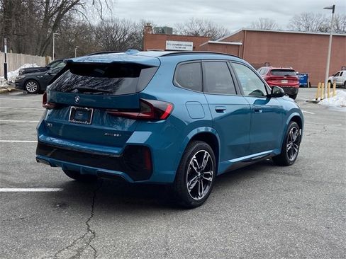 Certified 2023 BMW X1 xDrive28i w/ M Sport Package image 5