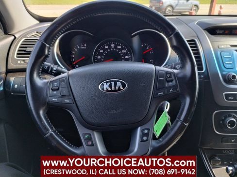 Used 2014 Kia Sorento LX AWD/4WD image 25