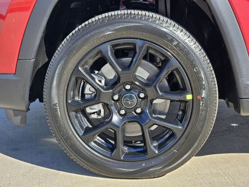 New 2026 Jeep Compass Latitude image 12