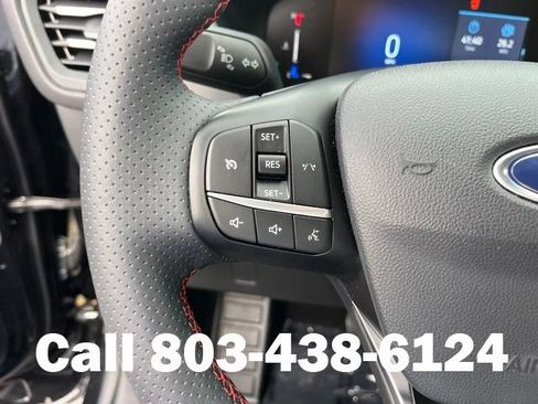 Used 2025 Ford Escape ST-Line FWD image 21