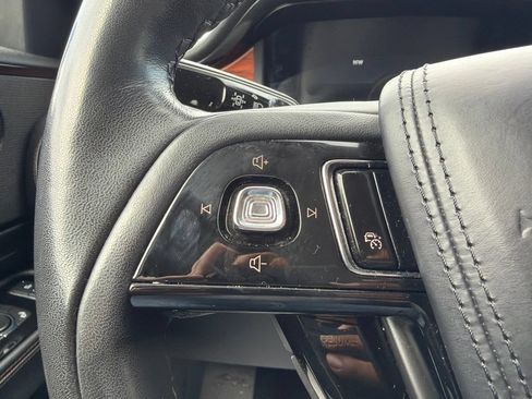 Used 2022 Lincoln Aviator Reserve w/ Equipment Group 201A AWD/4WD image 9