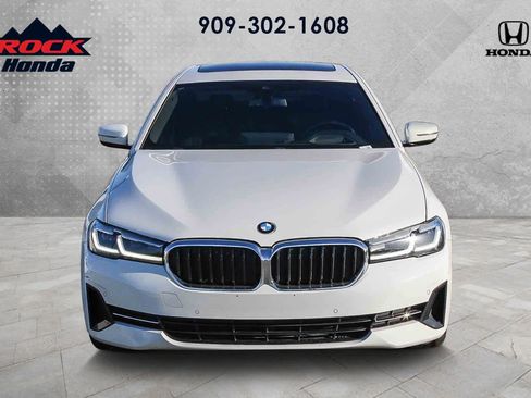 Used 2021 BMW 530i w/ Premium Package image 2