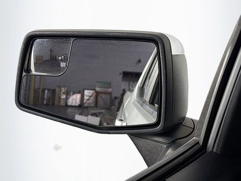 Used 2020 Chevrolet Silverado 1500 LT image 38