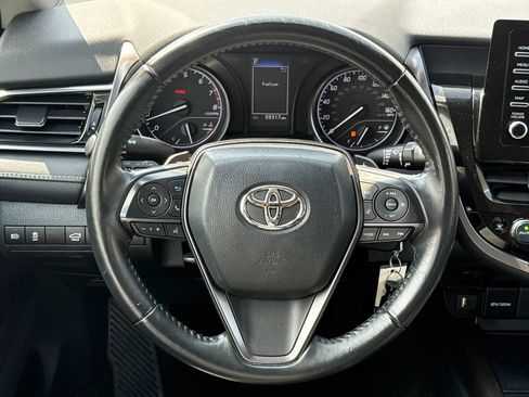 Used 2023 Toyota Camry SE FWD image 13