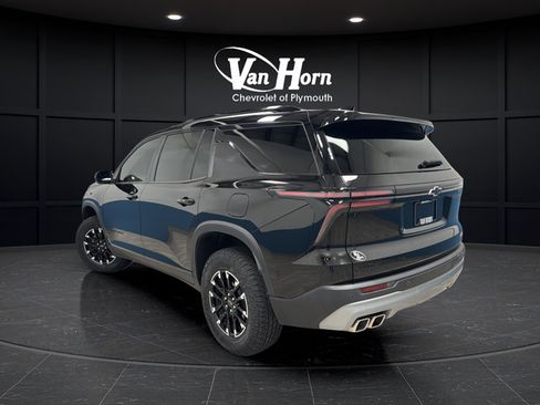 Used 2024 Chevrolet Traverse Z71 AWD/4WD image 5