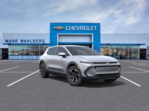 New 2026 Chevrolet Equinox EV LT image 25