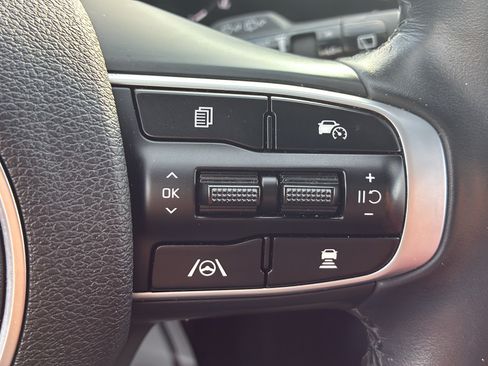 Used 2024 Kia Sportage SX FWD image 37