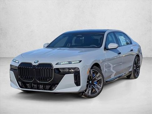 New 2026 BMW 740i image 1