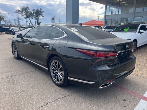 Used 2021 Lexus LS 500 w/ Accessory Package (Z2) image 5