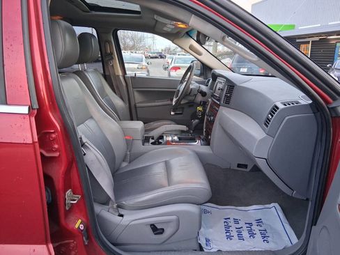 Used 2005 Jeep Grand Cherokee Limited image 14