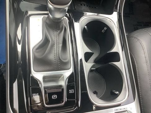 Used 2024 Kia Carnival SX Prestige FWD image 38